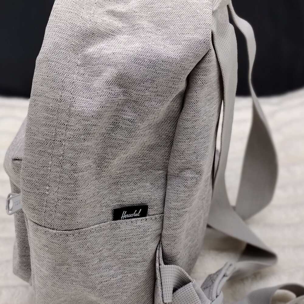 Herschel Supply Co. Classic Mini Backpack – Light Grey Crosshatch | NWOT - Picture 8 of 12